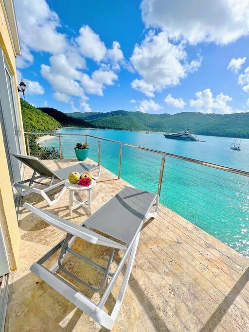 Sailfish Villa Luxury Beachfront Estate Magens Bay Cruz Bay Εξωτερικό φωτογραφία